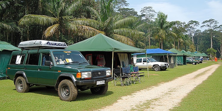 https://hilltopcamplembang.com/tempat-camping-di-lembang-bandung-murah/